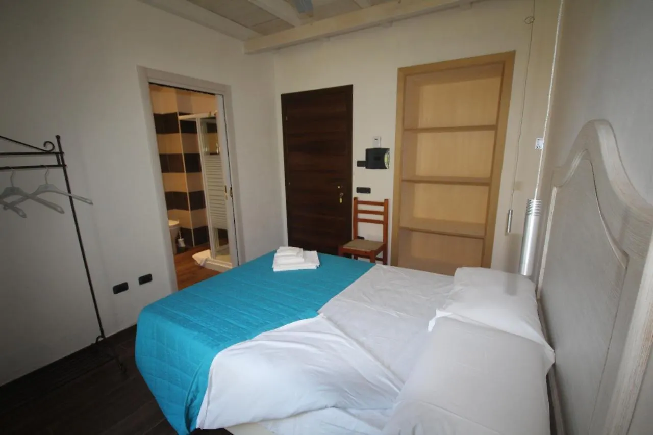 Villa La Conchiglia Rooms Cala Liberotto 3*,  Italy