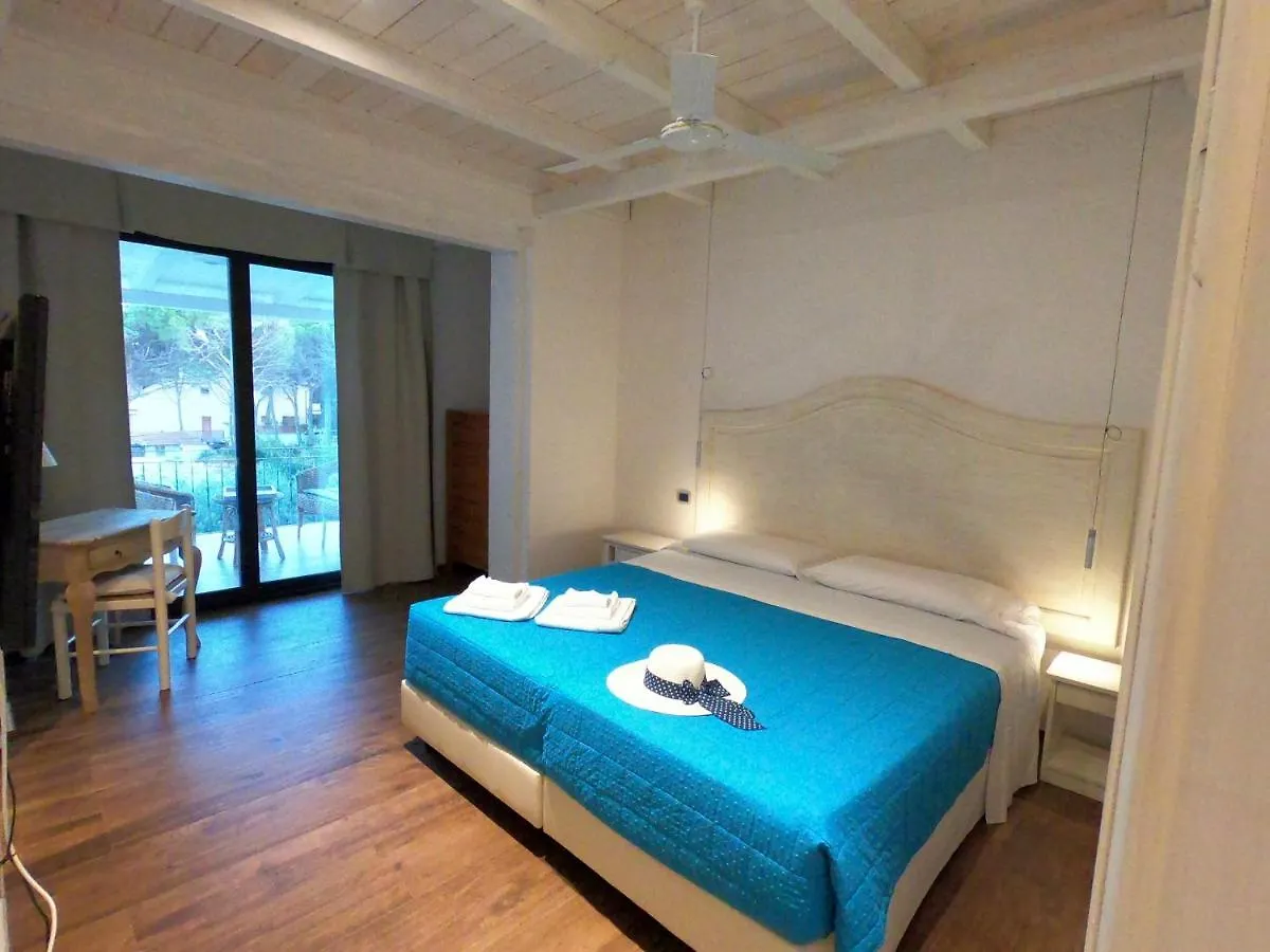 Villa La Conchiglia Rooms Cala Liberotto Bed & Breakfast