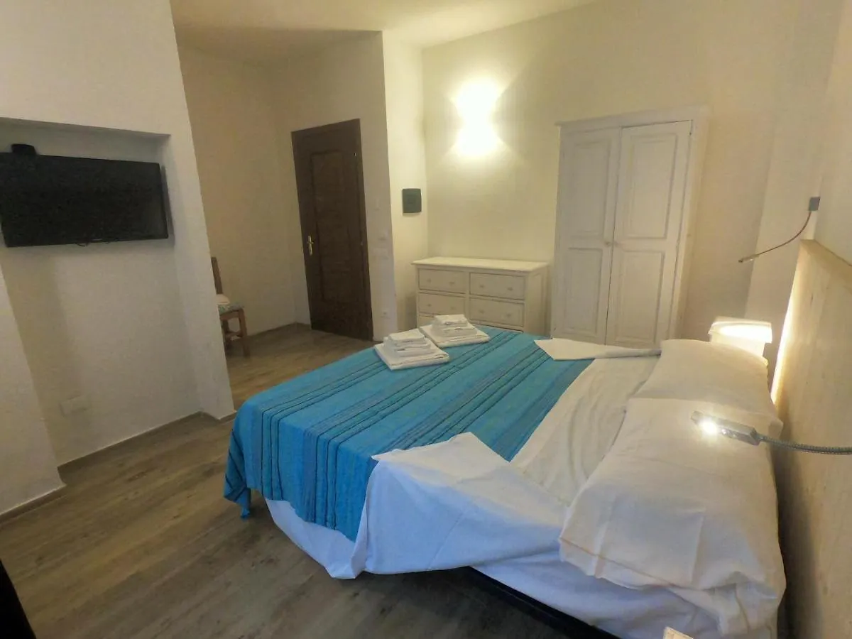 Villa La Conchiglia Rooms Кала-Либеротто