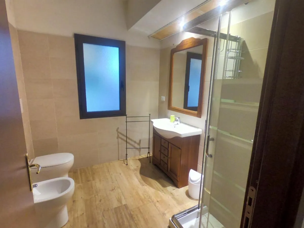 Villa La Conchiglia Rooms Кала-Либеротто 3*,  Италия